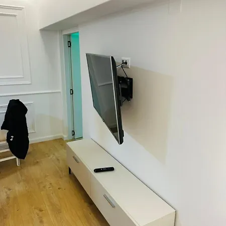 Lapi Apartment