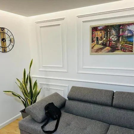 Lapi Apartment