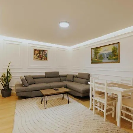 Lapi Apartment *